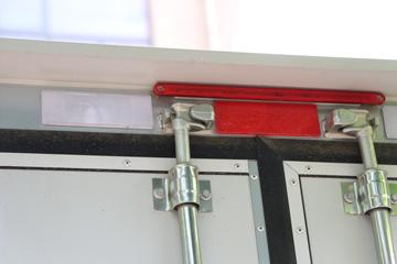 ���� ����M1 �ܶ��� 1.6L 122���� ���� 3.3�׵�����ʽ΢��(����)ͼƬ