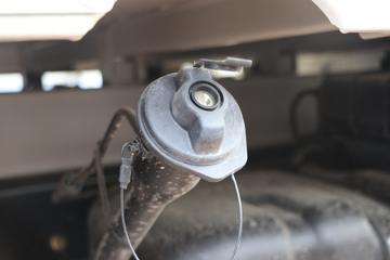 福田 祥菱M2 豪华型 1.6L 122马力 汽油 2.7米双排栏板微卡(BJ1032V4AV5-11)图片