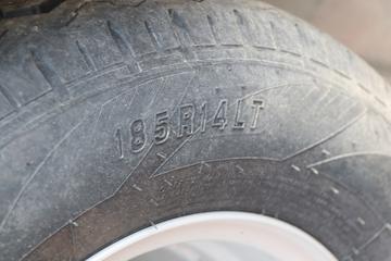 福田 祥菱M2 豪华型 1.6L 122马力 汽油 2.7米双排栏板微卡(BJ1032V4AV5-11)图片
