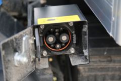 蓝擎轻卡 悦EH Pro 4.5T 4.08米纯电动冷藏车(平顶)(YTQ5042XLCKEEV346)135kWh