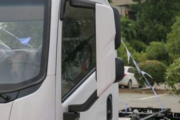 �������ó� ����G300 163���� 4.2�׵�����ʽ�ῨͼƬ