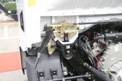 陕汽商用车 德龙G300 163马力 4.2米单排厢式轻卡(SX5041XXYNP63311) 陕汽商用车 德龙G300 163马力 4.2米单排厢式轻卡(SX5041XXYNP63311)