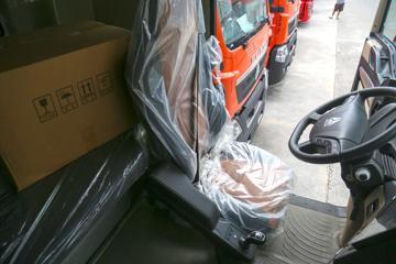 �������� HOWO TX�ؿ� 8X4 5.6�״��綯��ж��(ZZ3317V326GZ1BEV61)612kWhͼƬ