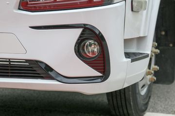 �������ó� ����S300 4.5T 4.05�׵��Ŵ��綯��س�(SX5045XLCBEV341N)100.46kWhͼƬ