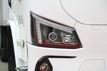 �������ó� ����S300 4.5T 4.05�׵��Ŵ��綯��س�(SX5045XLCBEV341N)100.46kWhͼƬ