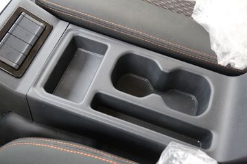 �������ó� ����S300 4.5T 4.05�׵��Ŵ��綯��س�100.46kWhͼƬ