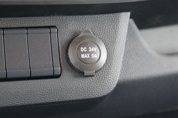 �������ó� ����S300 4.5T 4.05�׵��Ŵ��綯��س�100.46kWhͼƬ