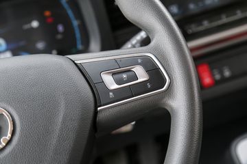 �������ó� ����S300 4.5T 4.05�׵��Ŵ��綯��س�100.46kWhͼƬ