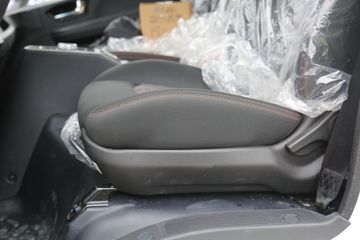 �������ó� ����S300 4.5T 4.05�׵��Ŵ��綯��س�100.46kWhͼƬ