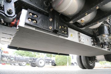 �������ó� ����S300 4.5T 4.05�׵��Ŵ��綯��س�(SX5045XLCBEV341N)100.46kWhͼƬ