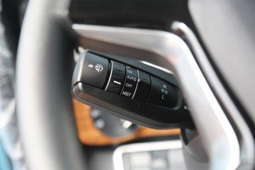 �й����� HOWO TH7�ؿ� 530���� 6X4 LNG�Զ���ǣ����(��ʿ��16��)(ZZ4257V384HF1LB)ͼƬ