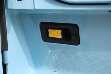 �й����� HOWO TH7�ؿ� 530���� 6X4 LNG�Զ���ǣ����(��ʿ��16��)(ZZ4257V384HF1LB)ͼƬ