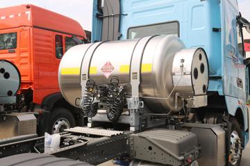 �й����� HOWO TH7�ؿ� 530���� 6X4 LNG�Զ���ǣ����(��ʿ��16��)(ZZ4257V384HF1LB)ͼƬ