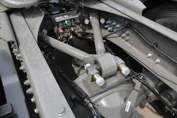 �й����� HOWO TH7�ؿ� 530���� 6X4 LNG�Զ���ǣ����(��ʿ��16��)(ZZ4257V384HF1LB)ͼƬ