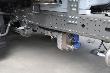 �й����� HOWO TH7�ؿ� 530���� 6X4 LNG�Զ���ǣ����(��ʿ��16��)(ZZ4257V384HF1LB)ͼƬ