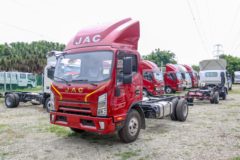 江淮 骏铃S9 170马力 4.18米单排仓栅式轻卡(安康)(HFC5043CCYP31K1C7NS)
