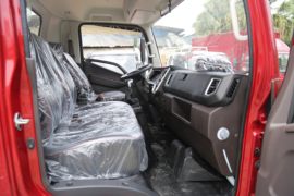 骏铃S9&nbsp;载货车驾驶室                                               图片