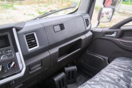 骏铃S9&nbsp;载货车驾驶室                                               图片