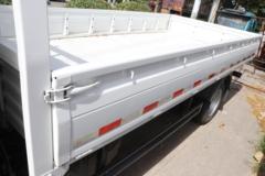 福田 时代领航S1 120马力 3.94米排半栏板小卡(3T后桥)