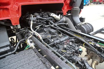 ��������˹ ���� 280���� 4X2 9.8��LNG��ʽ�ػ���(SX5189XXYLB721TLQ1)ͼƬ