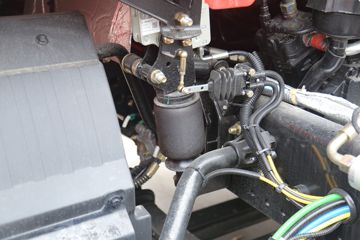 ��������˹ ���� 280���� 4X2 9.8��LNG��ʽ�ػ���(SX5189XXYLB721TLQ1)ͼƬ