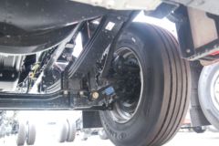 陕汽康明斯 龙骥 280马力 4X2 9.8米LNG厢式载货车(SX5189XXYLB721TLQ1)
