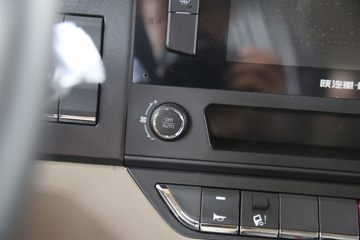 �����ؿ� ����M3000S ݼӢ�� 460���� 6X4 CNGǣ����(����)(SX4259MD4TQ1)ͼƬ