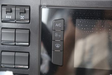 �����ؿ� ����M3000S ݼӢ�� 460���� 6X4 CNGǣ����(����)(SX4259MD4TQ1)ͼƬ