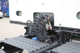 德龙M3000S&nbsp;牵引车底盘                                                图片