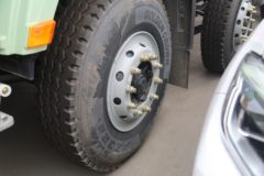 陕汽重卡 德龙X5000E 31T 8X4 5.6米纯电动自卸车422.87kWh
