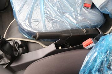 ����ʱ�� С��֮��2 1.6L 105���� CNG 3.3�׵�������΢��ͼƬ