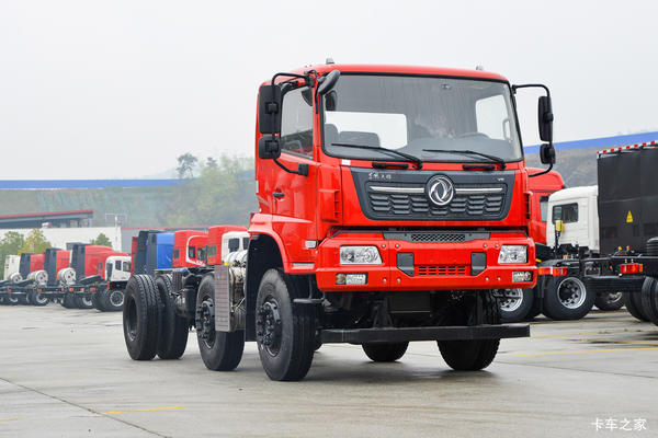 东风天锦VR 6.2L柴油 270马力 6X2 法士特8档 7.8米栏板载货车
