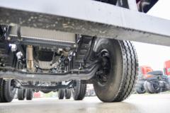 东风商用车 天锦VR 270马力 6X2 7.2米栏板载货车
