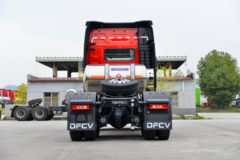 东风商用车 天龙旗舰KX 王者版 530马力 6X4 LNG牵引车(液缓)
