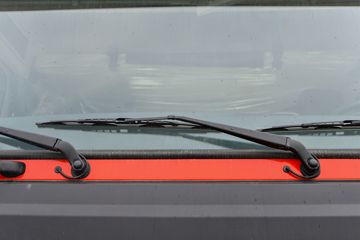 �������ó� ���KR PLUS 280���� 4X2 9.8��LNG��ʽ�ػ���(DFH5180XXYE27)ͼƬ