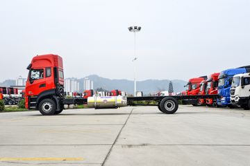 �������ó� ���KR PLUS 280���� 4X2 9.8��LNG��ʽ�ػ���(DFH5180XXYE27)ͼƬ