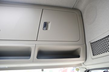 �������ó� ���KR PLUS 280���� 4X2 9.8��LNG��ʽ�ػ���(DFH5180XXYE27)ͼƬ