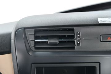 �������ó� ���KR PLUS 280���� 4X2 9.8��LNG��ʽ�ػ���(DFH5180XXYE27)ͼƬ