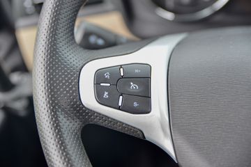 �������ó� ���KR PLUS 280���� 4X2 9.8��LNG��ʽ�ػ���(DFH5180XXYE27)ͼƬ