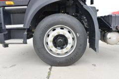 东风商用车 天锦KR PLUS 280马力 4X2 9.8米LNG厢式载货车(DFH5180XXYE27) 东风商用车 天锦KR PLUS 280马力 4X2 9.8米LNG厢式载货车(DFH5180XXYE27)