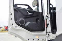 东风商用车 天龙KL 6X4 换电式纯电动牵引车282kWh