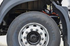 东风商用车 天龙KL 6X4 换电式纯电动牵引车282kWh
