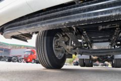 东风商用车 天龙KL 6X4 换电式纯电动牵引车282kWh