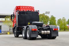 东风商用车 天龙KL 6X4 换电式纯电动牵引车(高顶)282kWh
