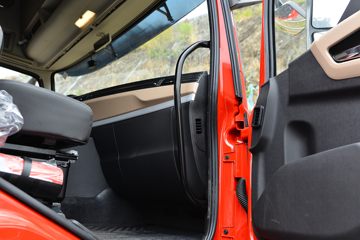 �������ó� ����KL 6X4 ����ʽ���綯ǣ����(�߶�)282kWhͼƬ