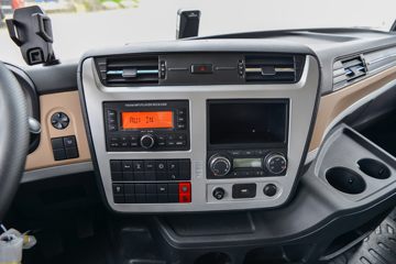 �������ó� ����KL 6X4 ����ʽ���綯ǣ����(�߶�)282kWhͼƬ