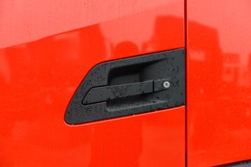 东风商用车 天锦KR 舒适版 260马力 4X2 6.2米栏板载货车(平顶)(东风8档)(DFH1180EX7)外观图片