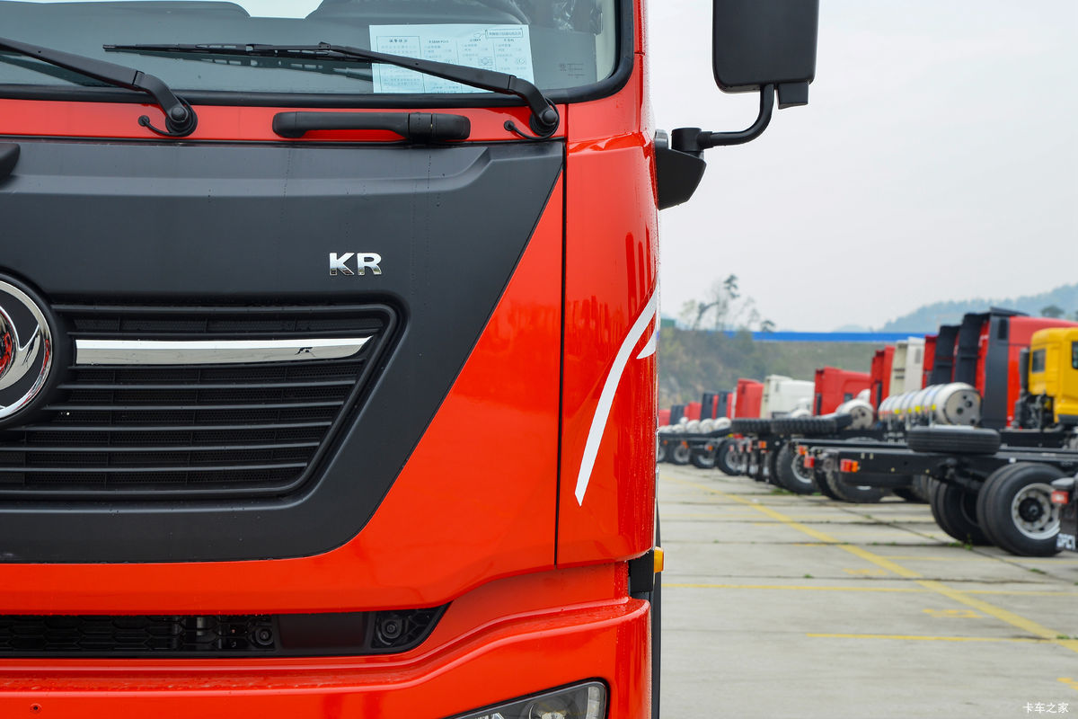 ó KR PLUS ʰ 290 4X2 6.8ػ(߶˫)(DFH1180E7)                                                