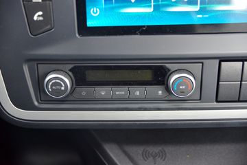 �������ó� ���KR PLUS ���ʰ� 290���� 4X2 6.8�������ػ���(�߶�˫��)(DFH1180E7)ͼƬ