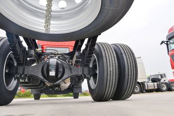 �������ó� ���KR PLUS ���ʰ� 290���� 4X2 6.8�������ػ���(�߶�˫��)(DFH1180E7)ͼƬ